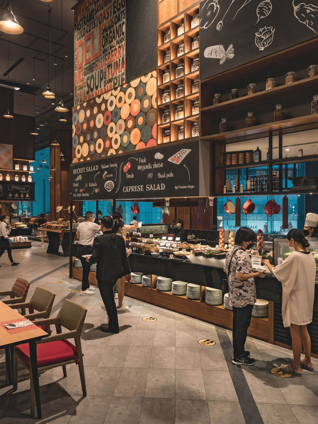 Amari Bangkok ที่พักสวยใจกลางแหล่งช้อปปิ้งกรุงเทพ