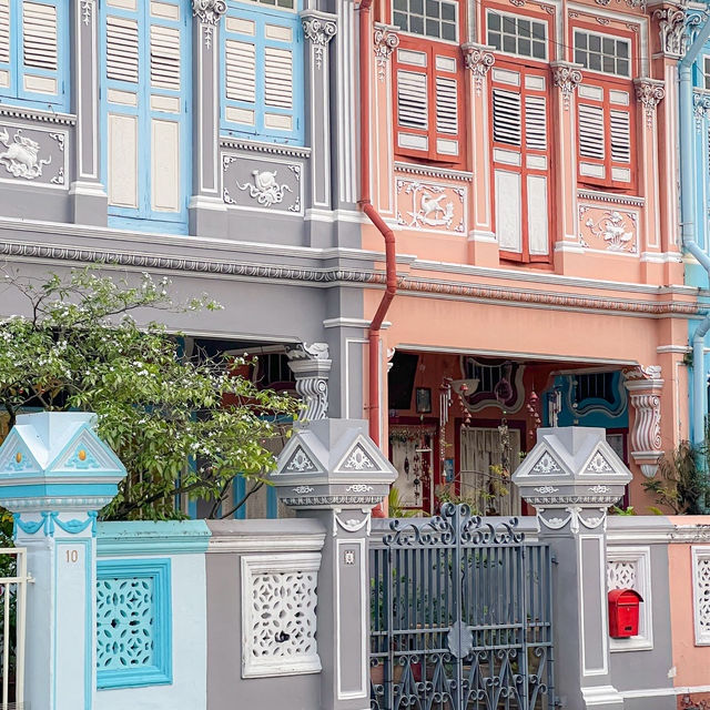 Colorful Peranakan Houses: Joo Chiat's Charm