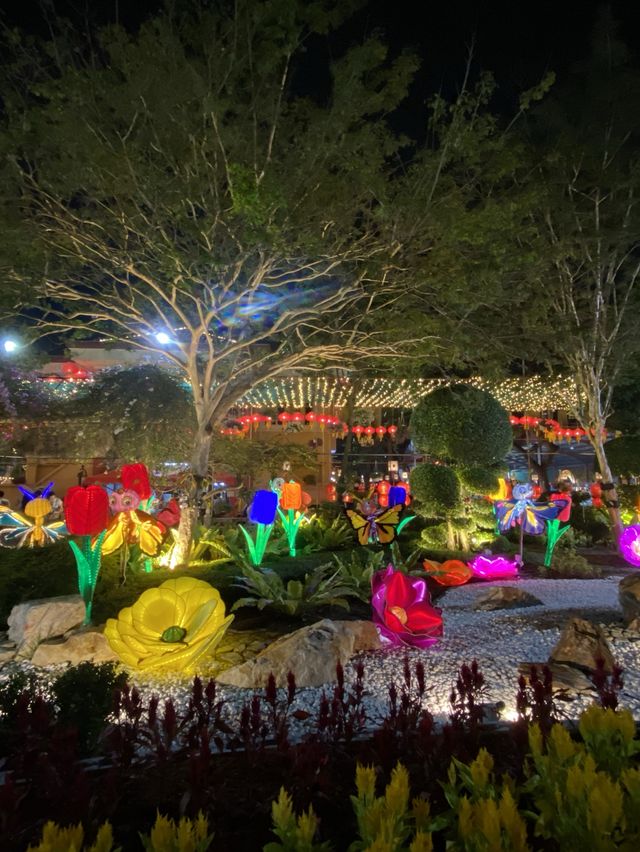 Light decor for CNY in Dong Zen temple💡💡