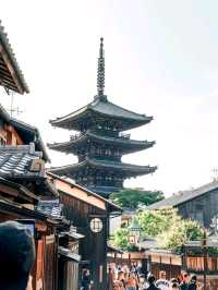 Gion เป็นย่านเกอิชาที่มีชื่อเสียงที่สุดในเกียวโต