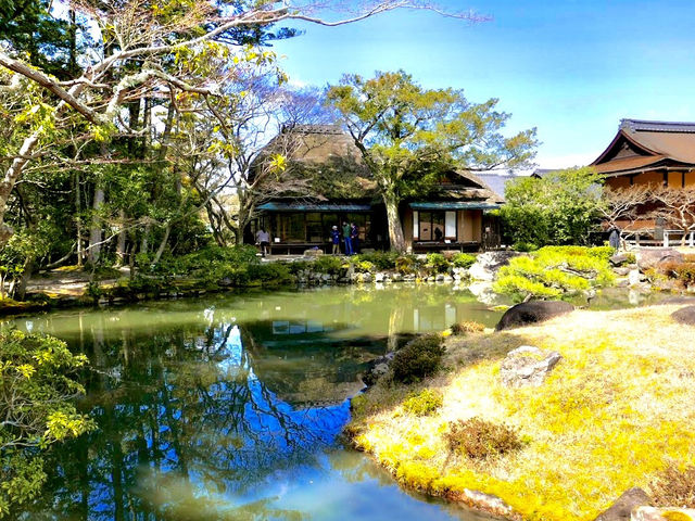 Isuien Garden and Neiraku Museum