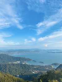 🇲🇾 Langkawi Sky Bridge: A Stunning Walk Above the Clouds