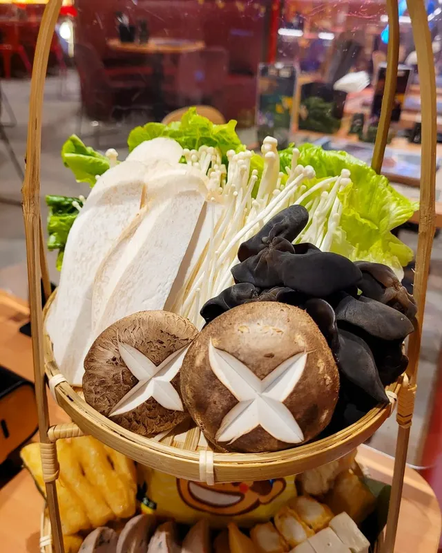 台灣直送火鍋配料😝燈籠滷味T.P.E