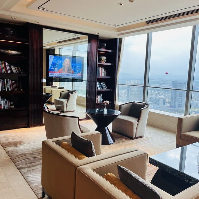 Luxurious Lounge Experience at Marriott YiWu: A Platinum Member's Delight
