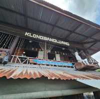 ตลาดชุมชนริมคลองบางหลวง