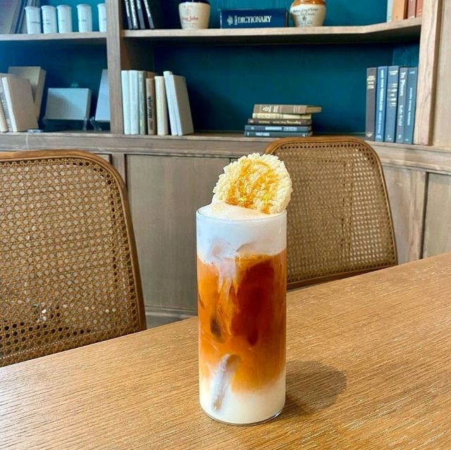 Shaloba by the Sea