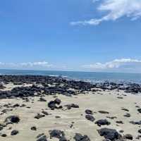Pantai Batu Hitam: A Scenic Gem in Kuantan with Clear Waters