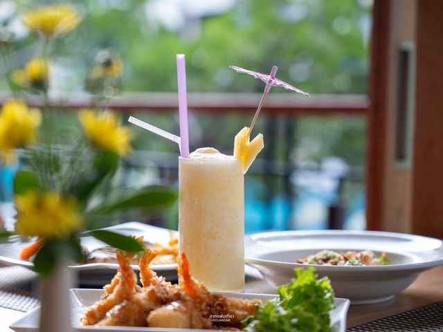Welcome World Beachfront Resort 