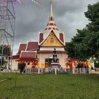 สักการะหลวงพ่อสุโขและพระพุทธรูปศิลา ที่วัดหนังฯ