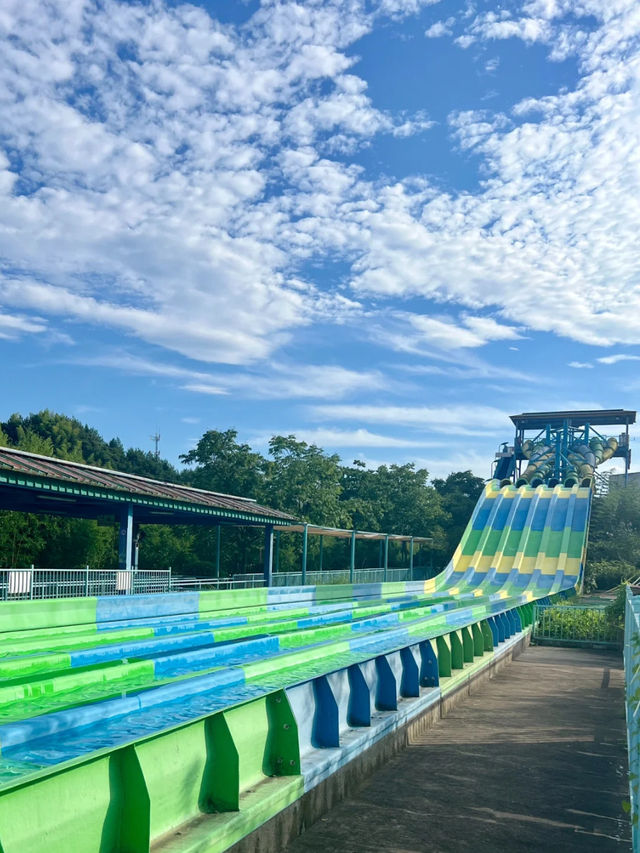 《水上樂園》【浙江安吉】亞洲最大水上樂園，提前購票！