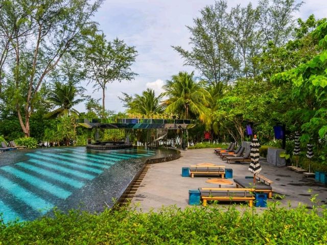 ที่พักติดทะเล สุด Luxury ผสมผสานสไตล์ชิโนโปตุกิส