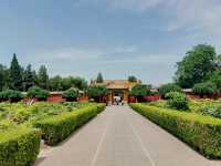 Jingshan Park 
