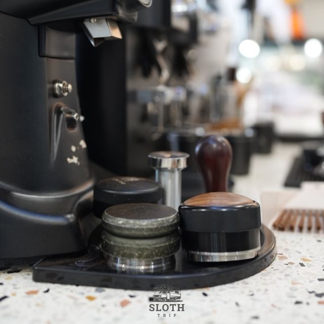 🎃 CAFE มินิมอล CURVE.bake