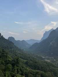 บ้านหนองเขียว | สปป.ลาว 🏡⛰️🌤️🌿
