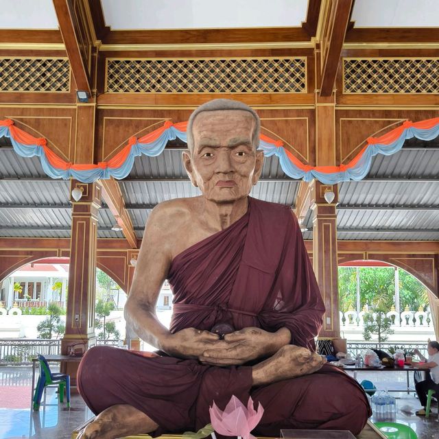วัดเจดีย์ (ไอ้ไข่) 