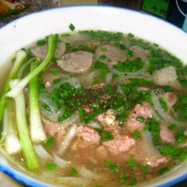 ตลาดเบนถั่น สัมผัสเสน่ห์ท้องถิ่นในโฮจิมินห์ซิตี้