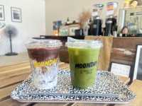 Moonday คาเฟ่สไตล์มินิมอลบนเขาสอยดาว🏔️🍵
