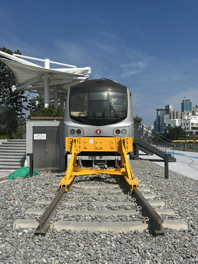 「烏蠅頭」列車重現灣仔「海濱站」