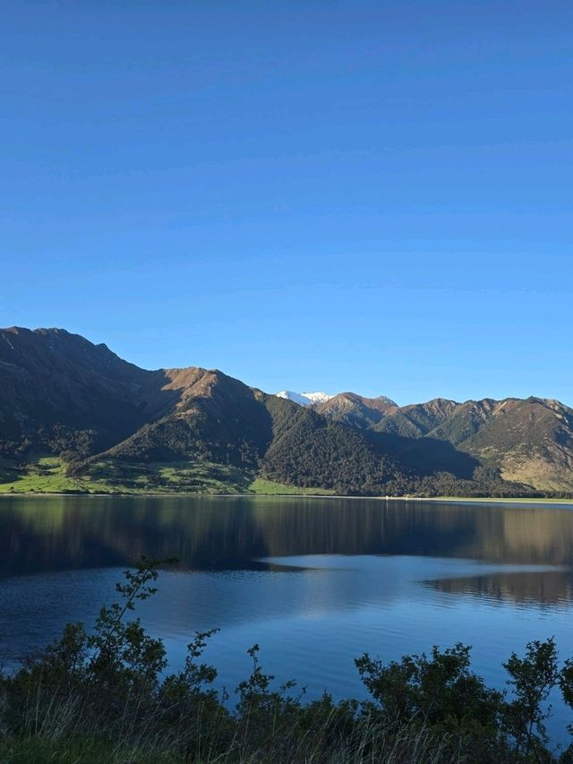Isthmus Peak健行～湖泊乾淨得像面鏡子