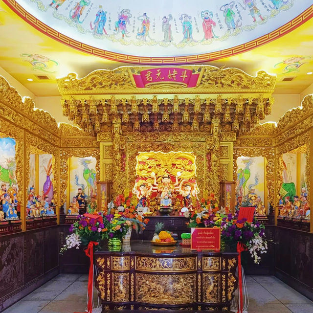 วัดธรรมกตัญญู เสียนหลอไต้เทียนกง