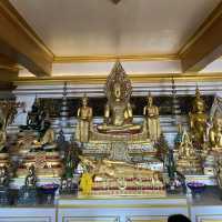 ภูเขาทอง • กรุงเทพมหานคร