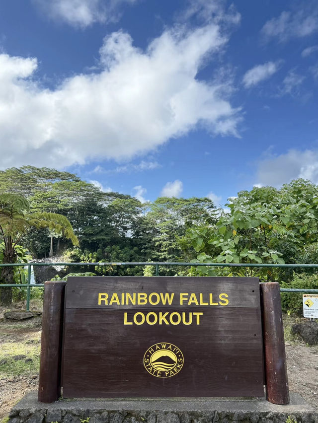 Rainbow Falls: Hawaii’s Colorful Cascade of Beauty