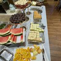 10pots: Your Go-To Spot for Steamboat and More