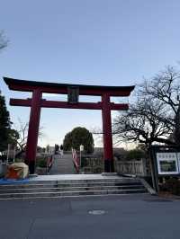 静かな境内で季節の移ろいを感じる『亀戸天神』