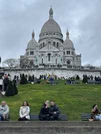 Experience Serenity and Stunning Views at Sacré-Cœur Basilica in Paris
