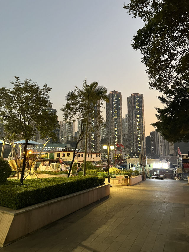 南區節慶熊貓燈飾@香港仔海濱公園