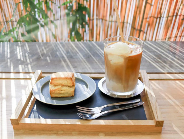 【東京】木の温もり溢れるカフェへ
