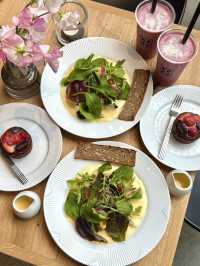 Brunch with a Floral Touch in Omotesando💐