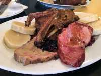 捷克CK小鎮的啤酒廠餐館 Pivovarská Restaurace，大口喝酒、大口吃肉！