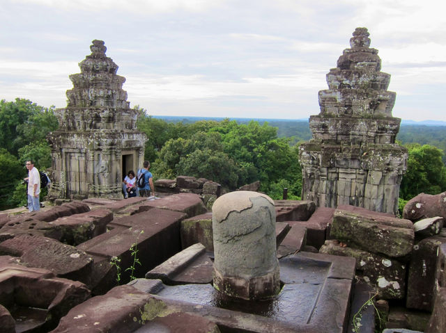 Where History Meets Majesty: Phnom Bakheng