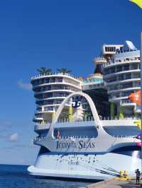 🚢🌊 Ultimate Cruise Experience on Icon of the Seas – The World’s Largest Cruise Ship! 🏝️✨ 