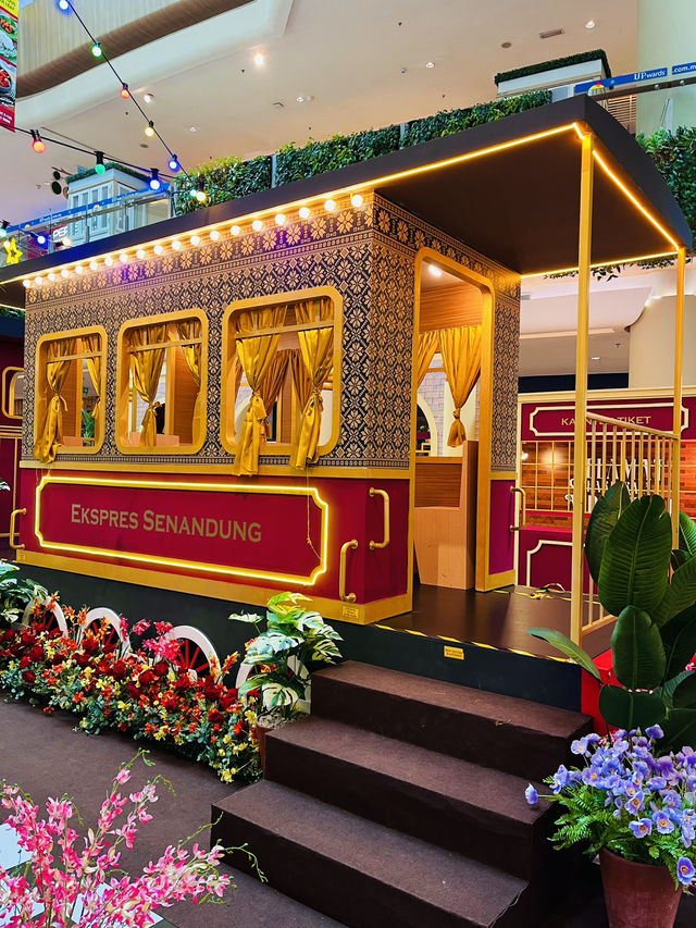 “Starling Mall Shines with Enchanting Hari Raya Splendor!”