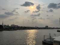泰國曼谷著名橋景點：Phra Phutthayotfa Bridge。適合拍照打卡了觀光旅遊！ 