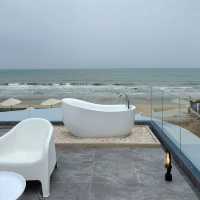 Mira Beachfront Pool Villa Cha-am