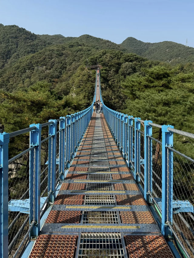 Sogeunsam Suspension Bridge: A Scenic Walk Above Nature