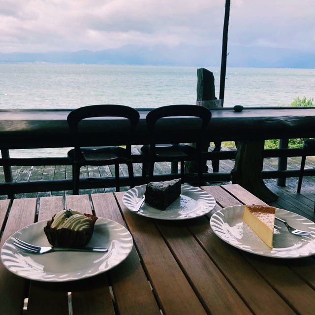 琵琶湖を一望できる絶景カフェ🌊☕️