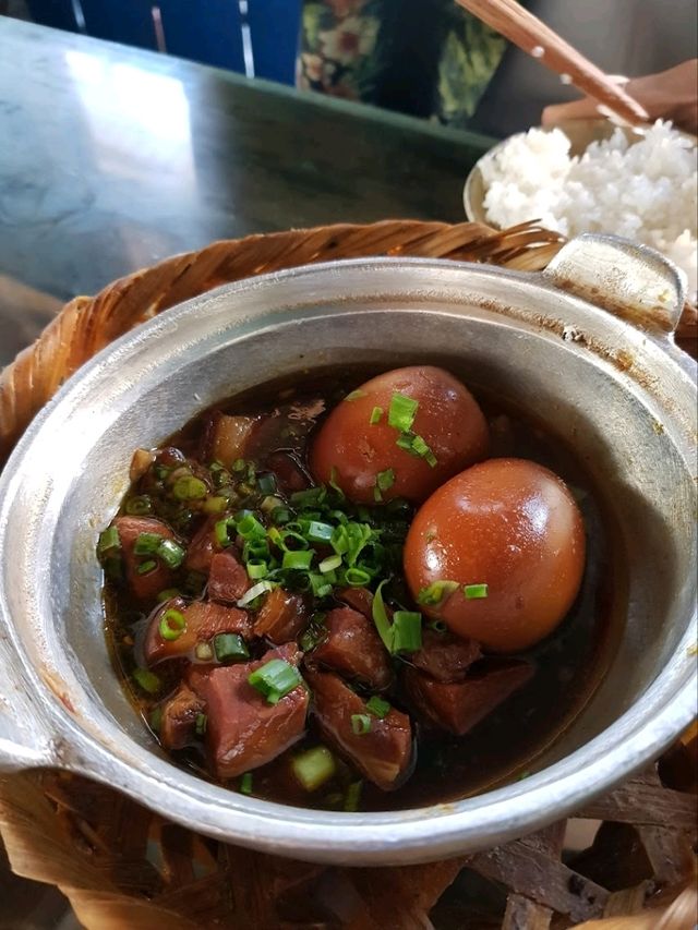 다낭에서 만나는 베트남 가정식의 진수, '벱 헨(Bếp Hen)'