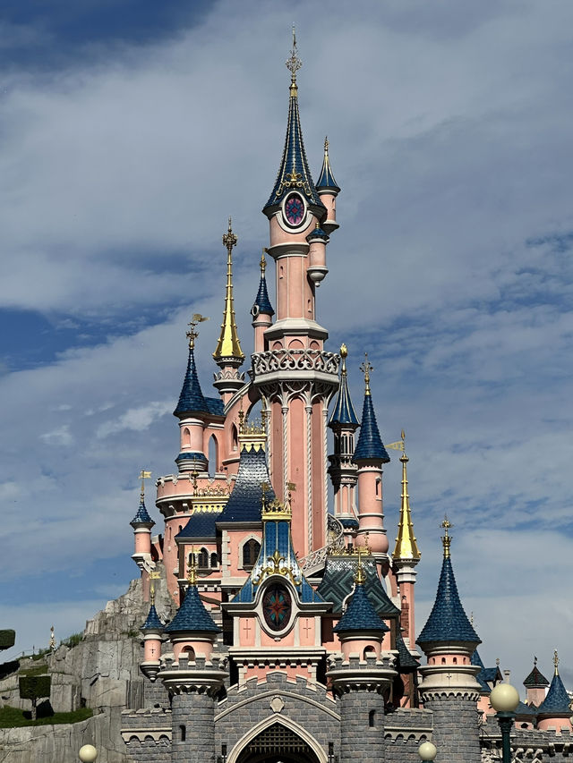 🏰 Disneyland Paris Enchanting Highlights 🎪