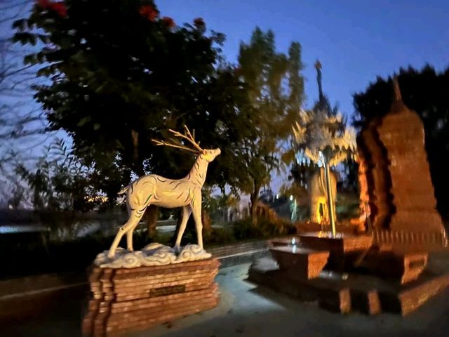 中國雲南西雙版納勐海著名景點：曼賀大佛寺，適合打卡拍照📸