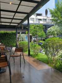 คาเฟ่ อเมซอน ปั้ม ปตท. ปากเกร็ด 