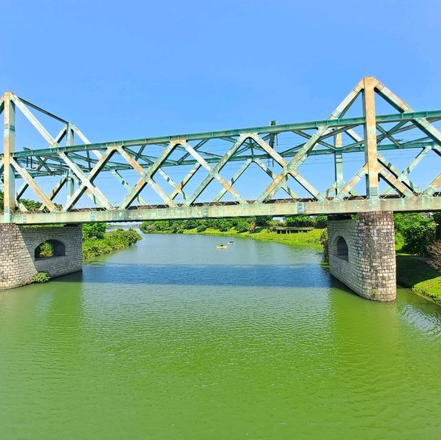 宜蘭｜冬山河的風慢慢、船緩緩