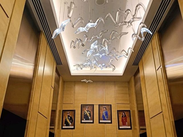 "DoubleTree JB: Where Luxury Meets Warm Hospitality in the Heart of the City"