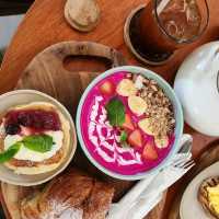 Bakery and coffee place