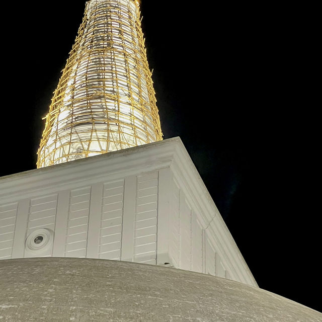 Ruwanwelisaya: The Timeless Glory of Anuradhapura