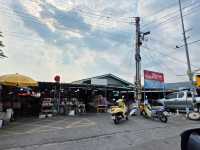 ท่าเทียบเรือประมง ตลาดโบราณ อ่างศิลา