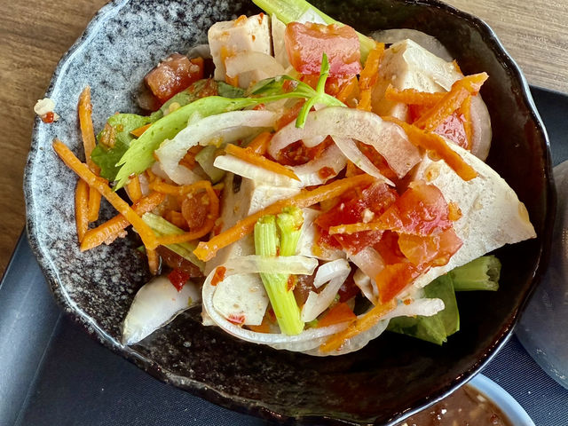 大立百貨9樓影城旁邊泰國美食（大港老船麵）好吃值得推薦大家